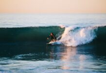 Australia dla miłośników surfingu - najlepsze plaże i fale